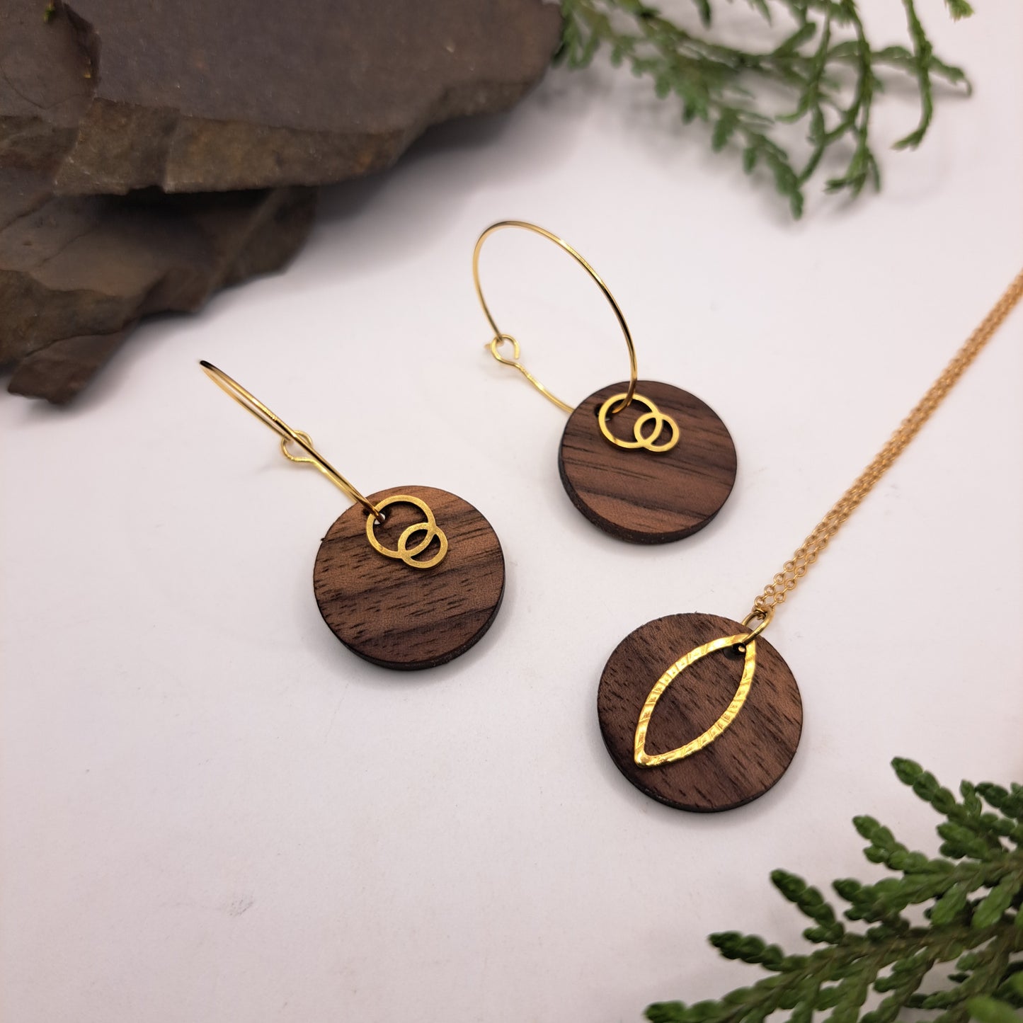 Deine Kombination, Dein Holzschmuck, Dein SET! (goldfarben) Du wählst aus, egal ob passend oder unterschiedlich, es ist Dein Style!